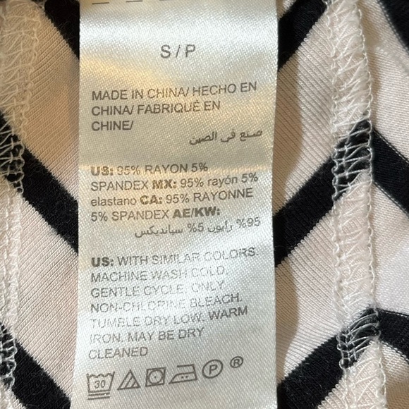 Soma White Black Striped Tunic T-Shirt Size Small Sleep Shirt - Picture 6 of 8